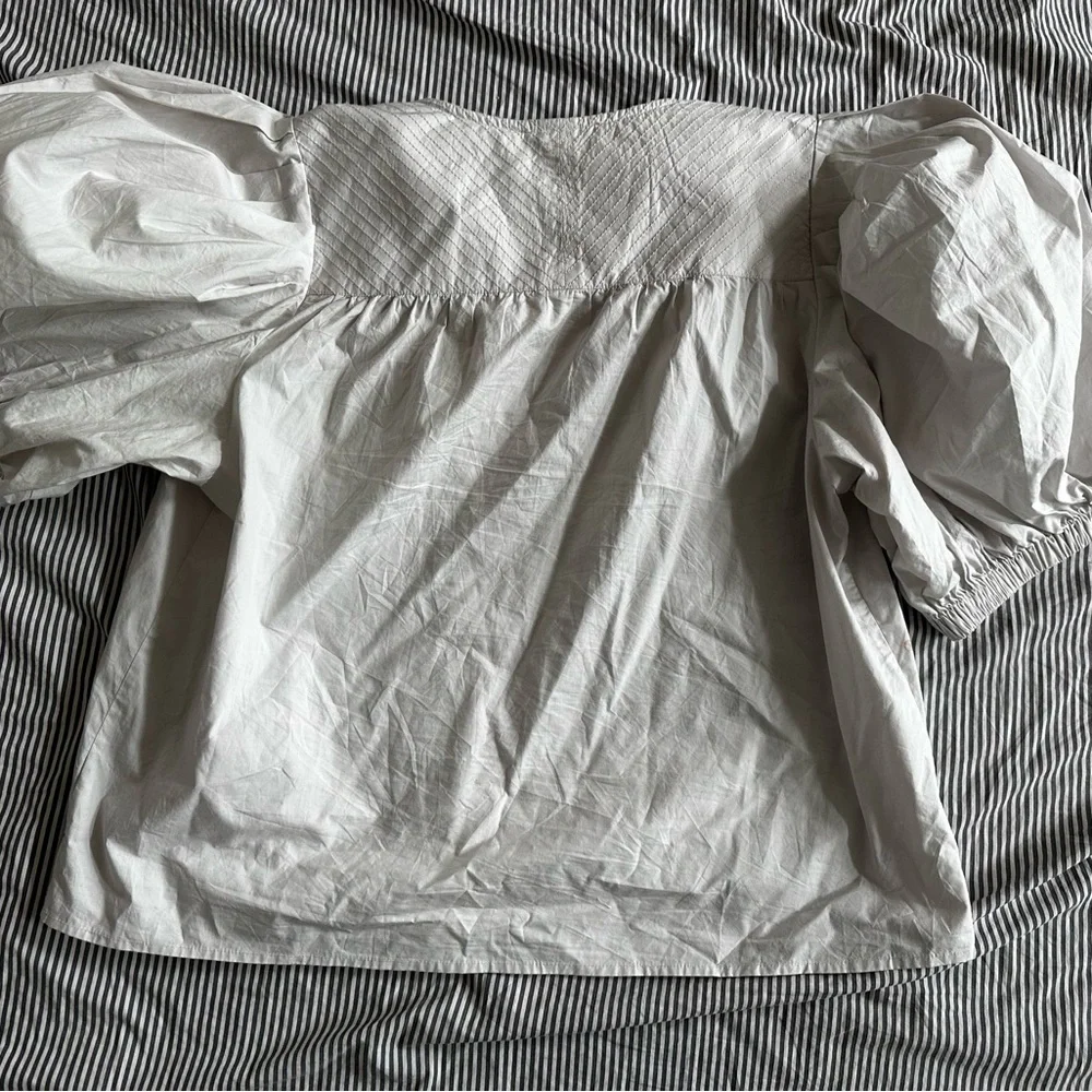 CLEARANCE: Ulla Johnson Top with floral pattern and bow-- European Size 10/US 6 - Picture 3 of 6